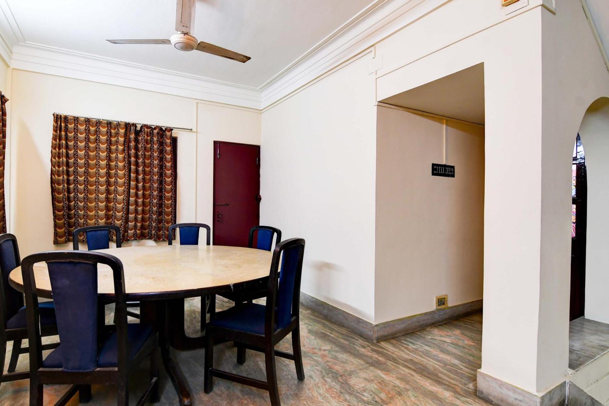 Oyo Simplex Guest House Behala Calcutta Eksteriør billede