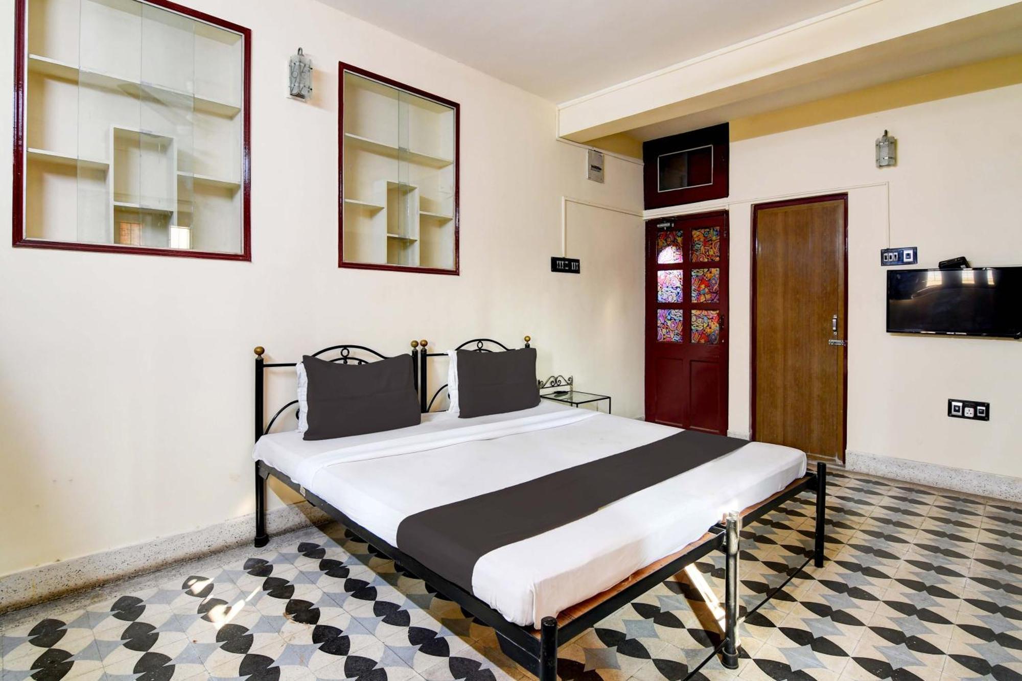 Oyo Simplex Guest House Behala Calcutta Eksteriør billede