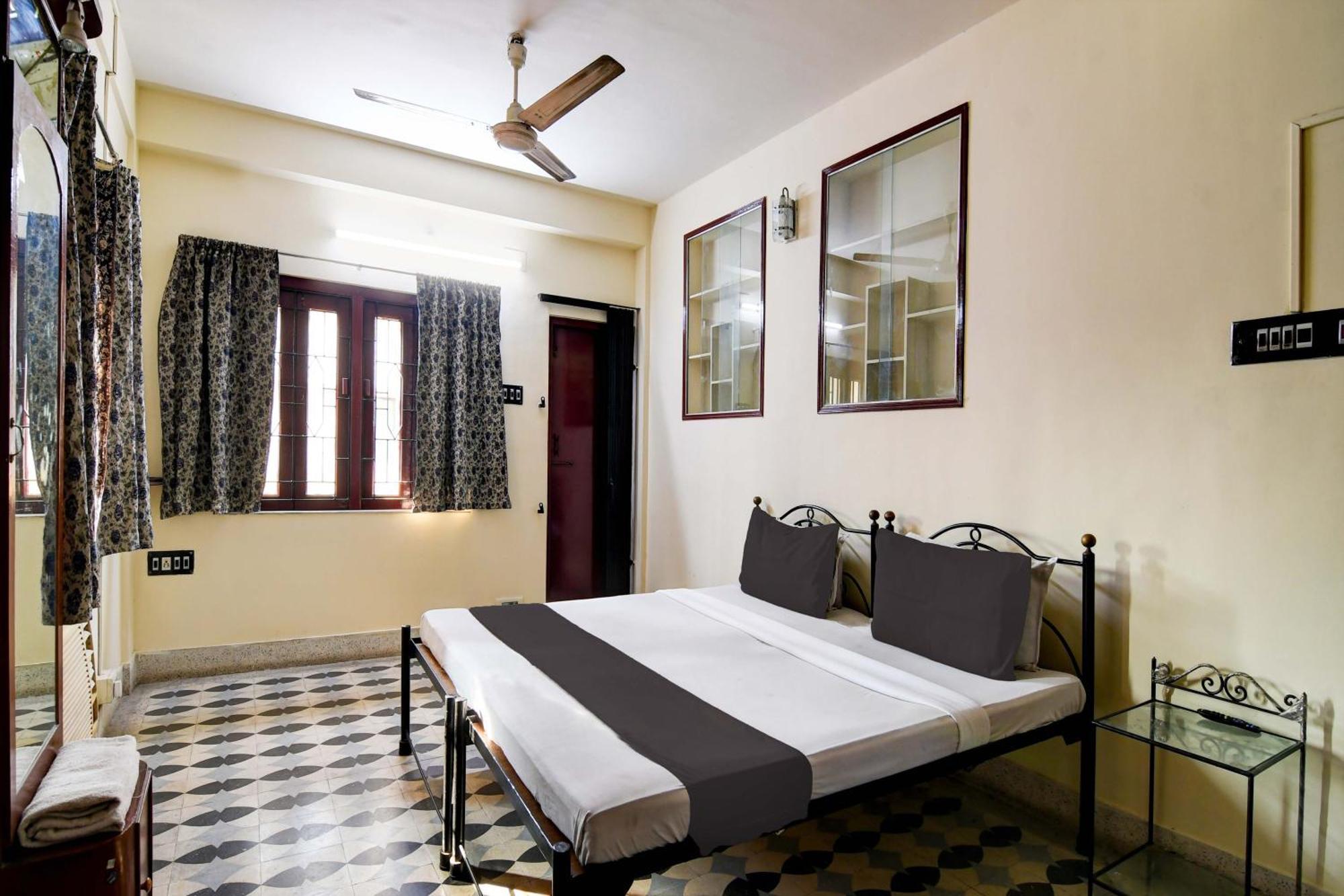 Oyo Simplex Guest House Behala Calcutta Eksteriør billede